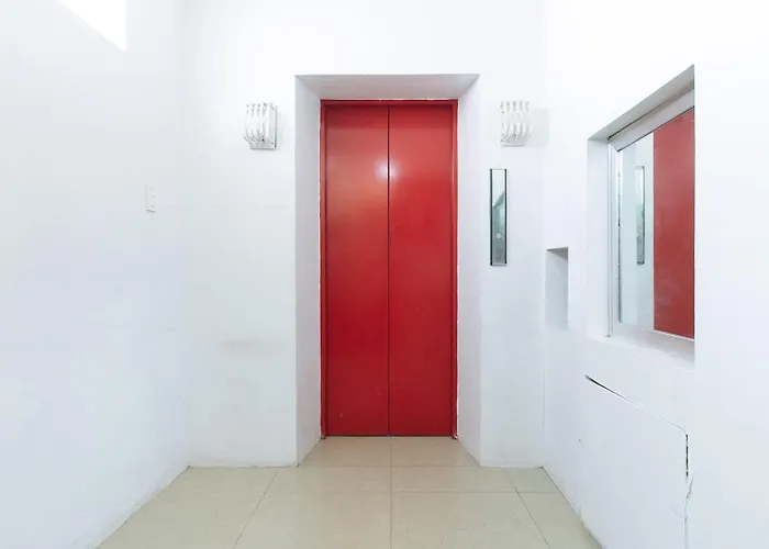 Reddoorz Near Quiapo Church Hotel 2*