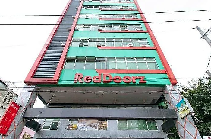 Hotel Reddoorz Near Quiapo Church Manila